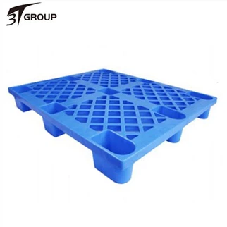 יצוא משטחי פלסטיק קלים